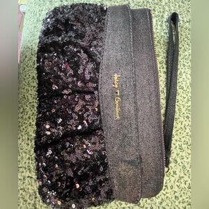 Juicy Couture wristlet